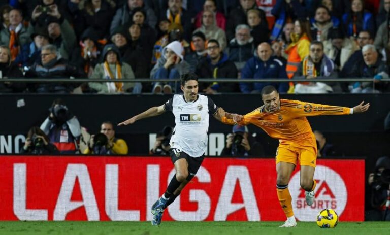 Valencia CF vs Real Madrid (03:00 – 04/01) | Xem lại trận đấu