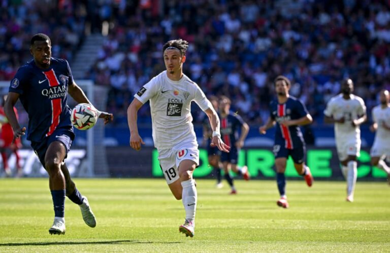 PSG vs Angers (22:00 – 05/04) | Xem lại trận đấu